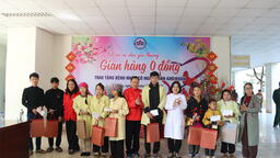 BỆNH VIỆN ĐA KHOA TỈNH TỔ CHỨC CHƯƠNG TRÌNH  XUÂN KẾT NỐI CHIA SẺ YÊU THƯƠNG “GIAN HÀNG 0 ĐỒNG” ĐẾN VỚI BỆNH NHÂN CÓ HOÀN CẢNH KHÓ KHĂN ĐANG ĐIỀU TRỊ TẠI BỆNH VIỆN