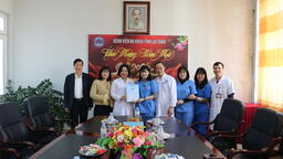 Liên hiệp các tổ chức hữu nghị tỉnh thăm và chúc Tết tình nguyện viên JICA đang làm việc tại Bệnh viện Đa khoa tỉnh