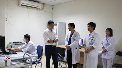 Đoàn công tác cục khám chữa bệnh khảo sát, làm việc tại Bệnh viện đa khoa tỉnh Lai Châu