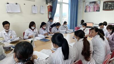 Công tác tự kiểm tra các khoa, phòng đánh giá tiêu chí Bệnh viện