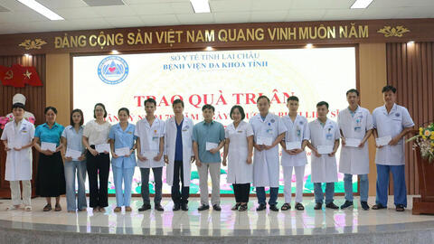 BỆNH VIỆN ĐA KHOA TỈNH LAI CHÂU TỔ CHỨC HOẠT ĐỘNG TRI ÂN NHÂN KỶ NIỆM NGÀY THƯƠNG BINH LIỆT SĨ 27/7