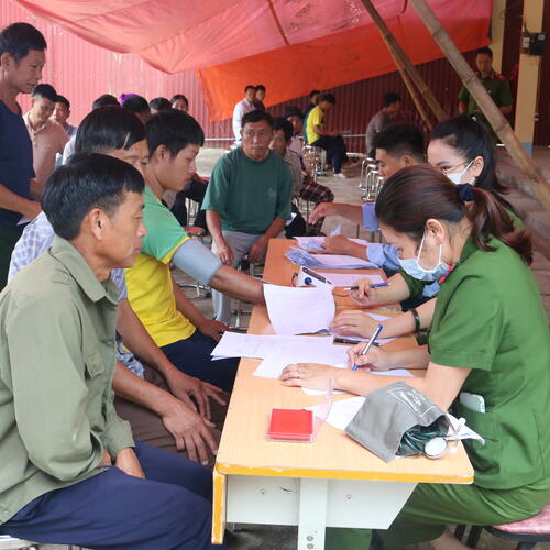 BỆNH VIỆN ĐA KHOA TỈNH THỰC HIỆN KHÁM SỨC KHỎE ĐỊNH KỲ CHO HỌC VIÊN ĐANG CAI NGHIỆM MA TÚY BẮT BUỘC TẠI CƠ SỞ CAI NGHIỆN MA TÚY TỈNH LAI CHÂU
