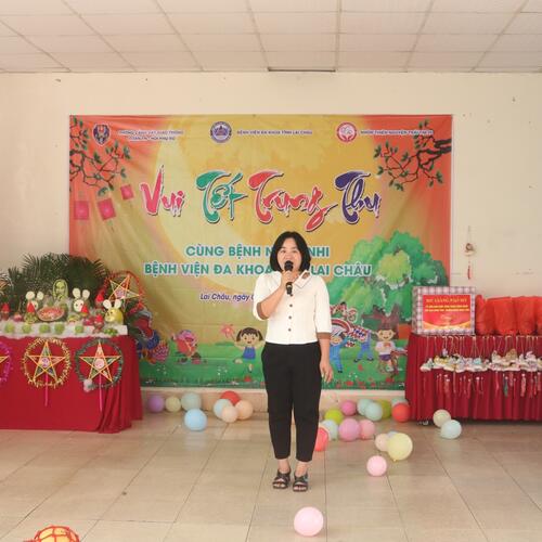 BỆNH VIỆN ĐA KHOA TỈNH LAI CHÂU MANG TRUNG THU ẤM ÁP ĐẾN VỚI CÁC EM NHỎ ĐANG ĐIỀU TRỊ TẠI BỆNH VIỆN