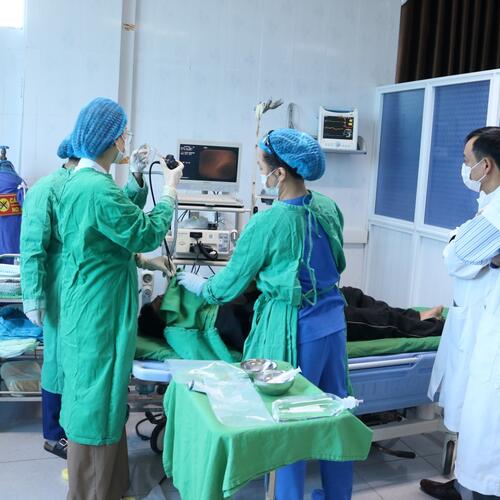 BỆNH VIỆN E ĐÀO TẠO VÀ CHUYỂN GIAO KỸ THUẬT NỘI SOI PHẾ QUẢN ỐNG MỀM TẠI BỆNH VIỆN ĐA KHOA TỈNH LAI CHÂU