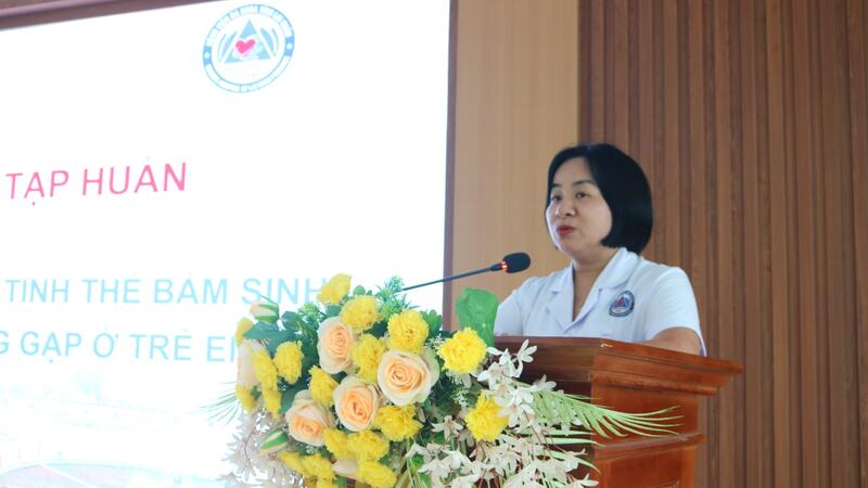 BỆNH VIỆN ĐA KHOA TỈNH LAI CHÂU PHỐI HỢP VỚI BỆNH VIỆN MẮT TRUNG ƯƠNG TRIỂN KHAI TẬP HUẤN CHUYÊN ĐỀ VỀ BỆNH ĐỤC THỦY TINH THỂ BẨM SINH VÀ CÁC BỆNH LÝ THƯỜNG GẶP Ở TRẺ EM