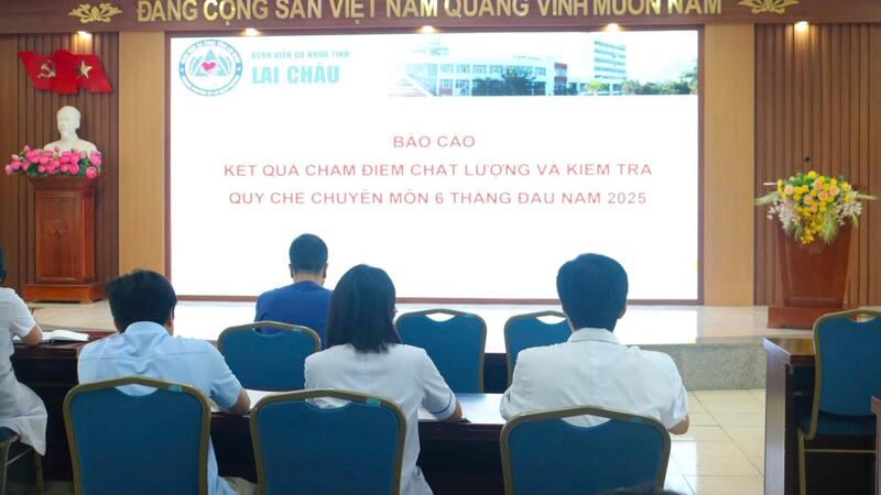 BỆNH VIỆN ĐA KHOA TỈNH LAI CHÂU HỌP  ĐÁNH GIÁ RÚT KINH NGHIỆM KẾ HOẠCH KIỂM TRA CHẤT LƯỢNG BỆNH VIỆN 6 THÁNG ĐẦU NĂM 2025