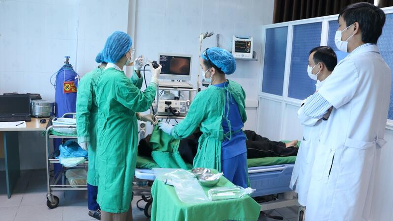 BỆNH VIỆN E ĐÀO TẠO VÀ CHUYỂN GIAO KỸ THUẬT NỘI SOI PHẾ QUẢN ỐNG MỀM TẠI BỆNH VIỆN ĐA KHOA TỈNH LAI CHÂU