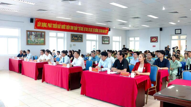 BỆNH VIỆN ĐA KHOA TỈNH PHỐI HỢP VỚI TRUNG TÂM II THỰC HIỆN CHƯƠNG TRÌNH “GIEO MẦM XANH HY HỌNG” CHO TRẺ EM  KHUYẾT TẬT TRÊN ĐỊA BÀN TỈNH LAI CHÂU