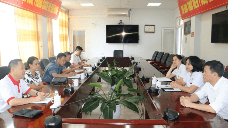 BỆNH VIỆN ĐA KHOA TỈNH LAI CHÂU VÀ HỘI CHỮ THẬP ĐỎ TỈNH HỌP BÀN PHƯƠNG ÁN KHẮC PHỤC TÌNH TRẠNG THIẾU NGUỒN MÁU CHO CÔNG TÁC ĐIỀU TRỊ BỆNH NHÂN 6 THÁNG CUỐI NĂM 2025