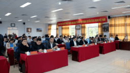ĐOÀN CÔNG TÁC CỦA BỘ Y TẾ THĂM VÀ LÀM VIỆC TẠI BỆNH VIỆN ĐA KHOA TỈNH LAI CHÂU
