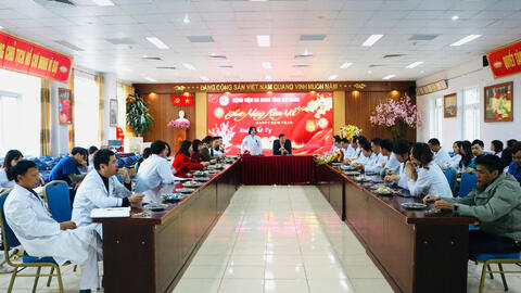 Bệnh viện đa khoa tỉnh Lai Châu tổ chức khai xuân đầu năm 2025
