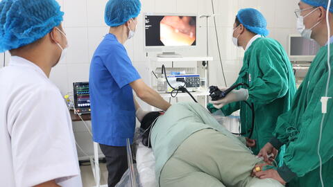 BỆNH VIỆN ĐA KHOA TỈNH LAI CHÂU HỖ TRỢ CHUYỂN GIAO KỸ THUẬT NỘI SOI DẠ DÀY – ĐẠI TRÀNG CHO TRUNG TÂM Y TẾ HUYỆN TÂN UYÊN